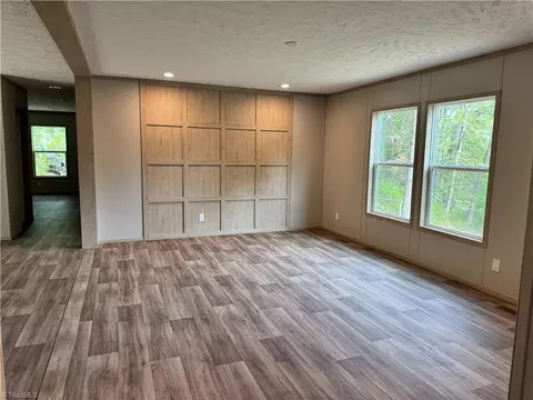 5640 Plantation Dr, Trinity, NC 27370 photo 3