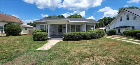 337 Wilkesboro St, Mocksville, NC 27028
