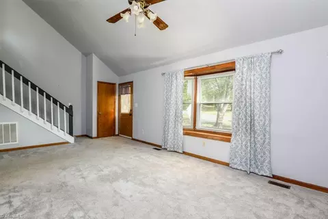 Living - 204 Oak Forest Ln, Trinity, NC 27370 photo 2 of 2