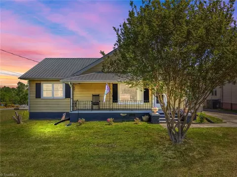 4160 E Nc Highway 62 S, Burlington, NC 27215