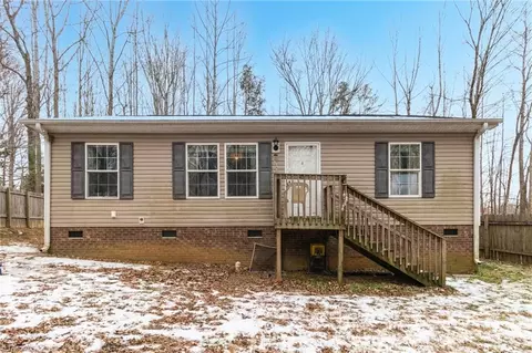 404 Sharon Ave, Asheboro, NC 27203