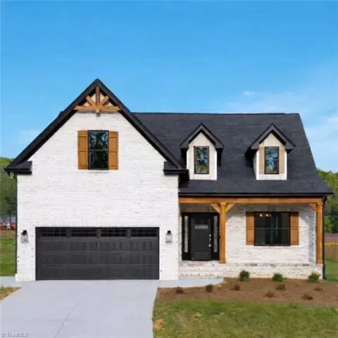 6165 Frye Bridge Rd, Clemmons, NC 27012