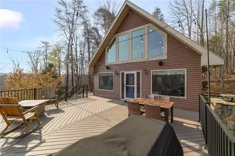 Exterior - 2220 Bethany Rd, Madison, NC 27025 photo 3 of 15