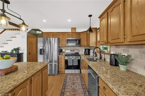 Kitchen - 2220 Bethany Rd, Madison, NC 27025 photo 4 of 4