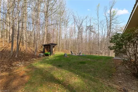 Exterior - 2220 Bethany Rd, Madison, NC 27025 photo 9 of 15