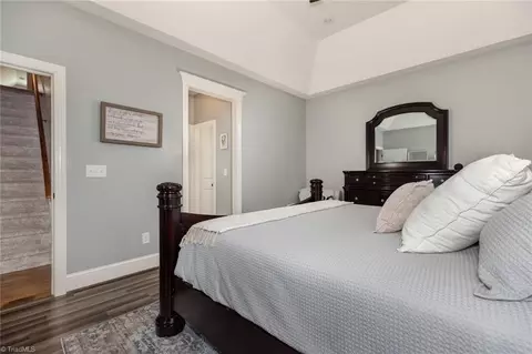 Bedroom - 161 Burberry Dr, Purlear, NC 28665 photo 3 of 7
