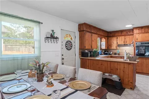 Dining - 2307 Green Dr E, High Point, NC 27260 photo 2 of 3