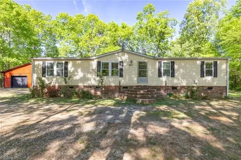 2811 Wagonwheel Rd, Reidsville, NC 27320