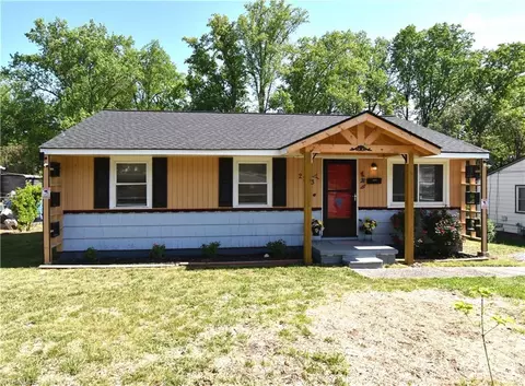 2213 Gerald St, Winston Salem, NC 27101