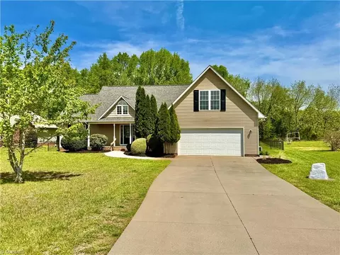 1070 Lucky Ln, Salisbury, NC 28146