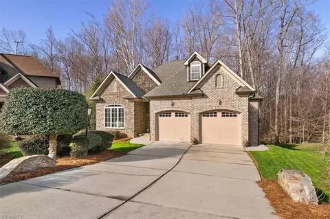 6324 Autumn Crest Ct, Summerfield, NC 27358