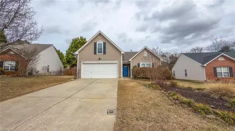 105 Milroy Ln, Mooresville, NC 28115