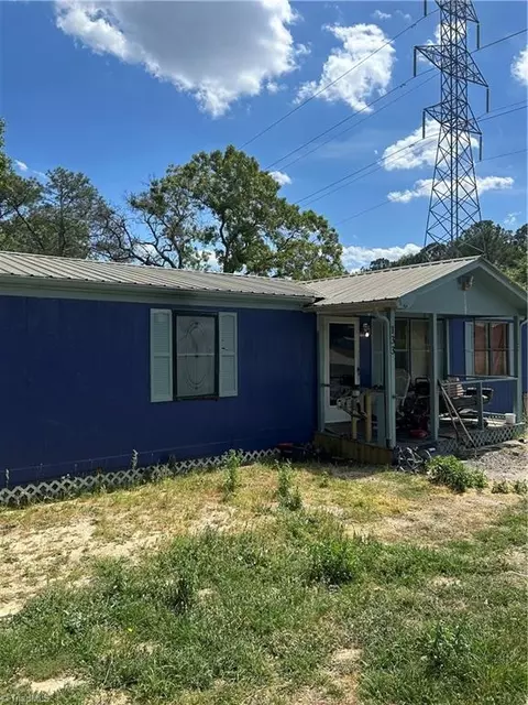 133 Maple St, Rockingham, NC 28379