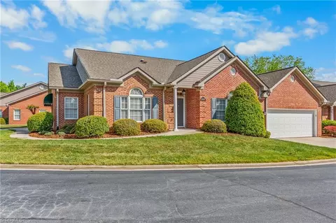 4408 Orchard Knob Ln, High Point, NC 27265