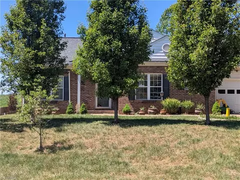 104 Water Mill Rd, Kernersville, NC 27284
