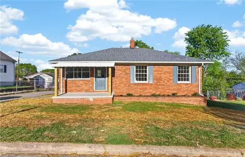 1307 Fairview St, Greensboro, NC 27405