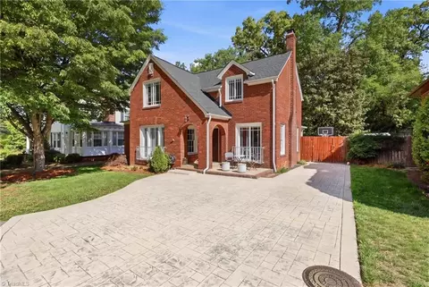 210 Edgedale Dr, High Point, NC 27262