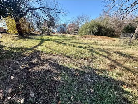 117 Cotton Grove Rd, Lexington, NC 27292