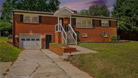 509 Greentree Dr, Greensboro, NC 27410
