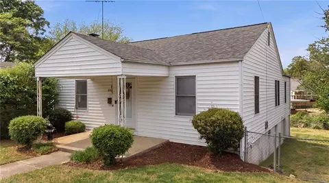 1112 Tipton St, High Point, NC 27262