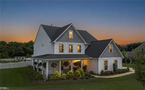 3541 Wesley Point Dr, Browns Summit, NC 27214