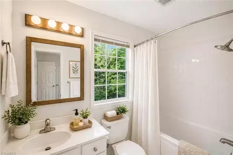 Bath - 1748 Harper Spring Dr, Clemmons, NC 27012 photo 2 of 2