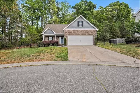 496 Quick Silver Dr, Winston Salem, NC 27127