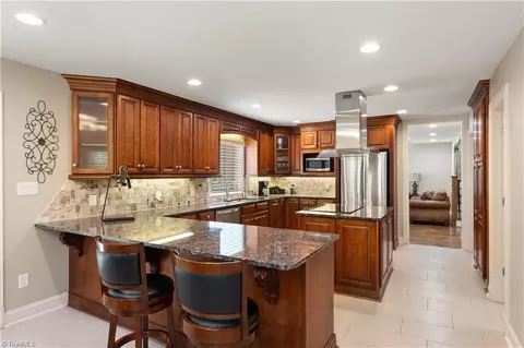 Kitchen - 310 Cascade Dr, High Point, NC 27265 photo 4 of 4