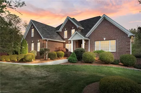 310 Cascade Dr, High Point, NC 27265