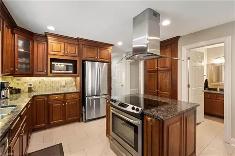 Kitchen - 310 Cascade Dr, High Point, NC 27265 photo 3 of 4