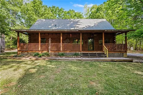 Exterior - 809 Nance Rd, Denton, NC 27239 photo 1 of 8
