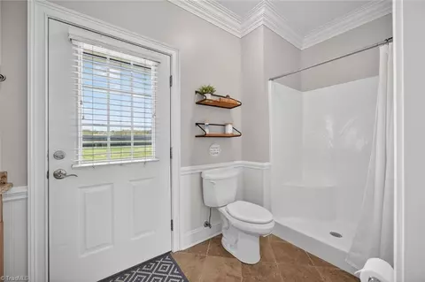 Bath - 363 Kiger Rd, Pinnacle, NC 27043 photo 1 of 5