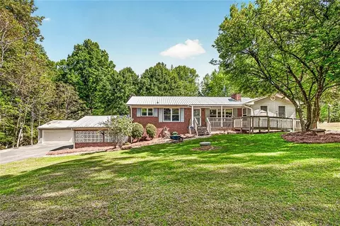 4045 Jones Street Ext, Franklinville, NC 27248