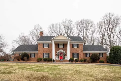 6352 Turnpike Rd, Archdale, NC 27263
