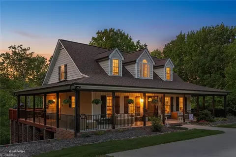 255 Dionne Way, Stokesdale, NC 27357