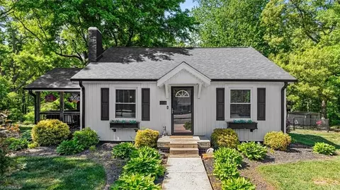 1110 Lawsonville Ave, Reidsville, NC 27320