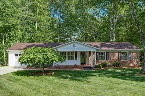2127 Belmont Dr, Reidsville, NC 27320