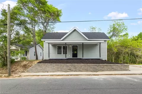 321 Branch St S, Reidsville, NC 27320
