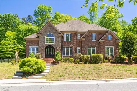 1391 Somerset Cove Dr, Winston Salem, NC 27103