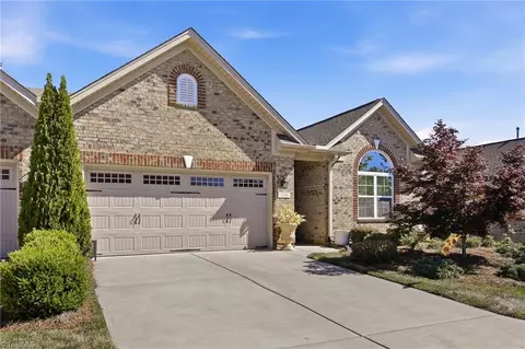 5249 Abbot Ln, Walkertown, NC 27051