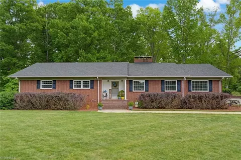 109 Church St, Stoneville, NC 27048