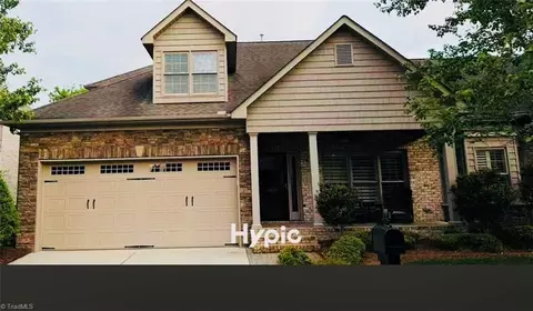 2602 Southern Gates Dr, Greensboro, NC 27410