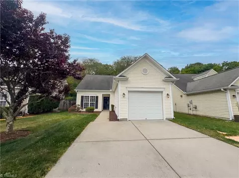 2855 Mossy Meadow Dr, High Point, NC 27265