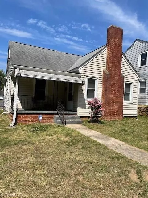 2240 Glenn Ave, Winston Salem, NC 27105