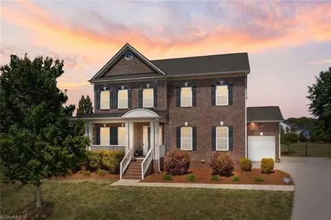 100 Kreeger Ct, King, NC 27021