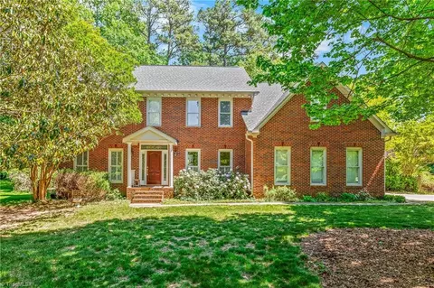4305 Shaw Farm Cir, Greensboro, NC 27406