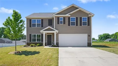 161 Hickory View Ln, Lexington, NC 27292