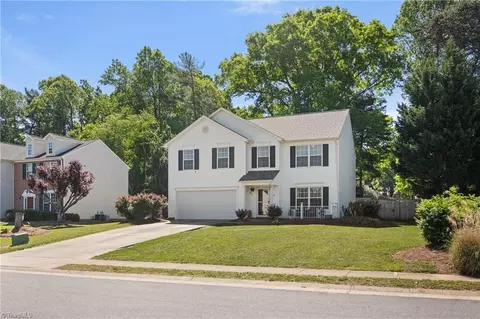 1004 Wyndfall Dr, Kernersville, NC 27284