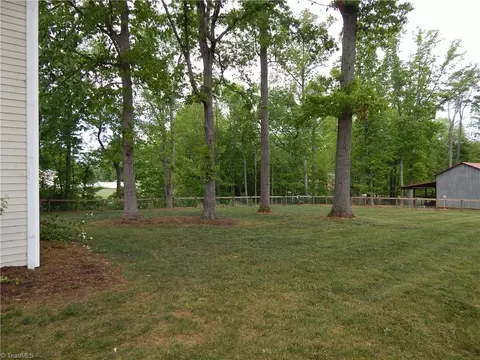 Exterior - 340 Mountainview Rd, King, NC 27021 photo 10 of 16