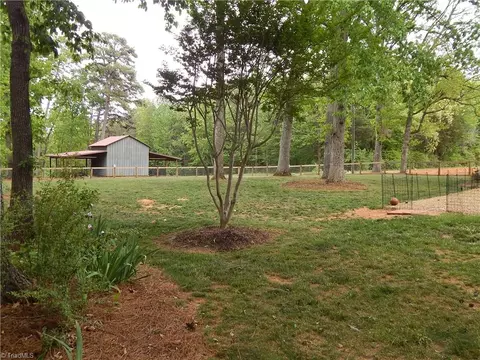Exterior - 340 Mountainview Rd, King, NC 27021 photo 9 of 16